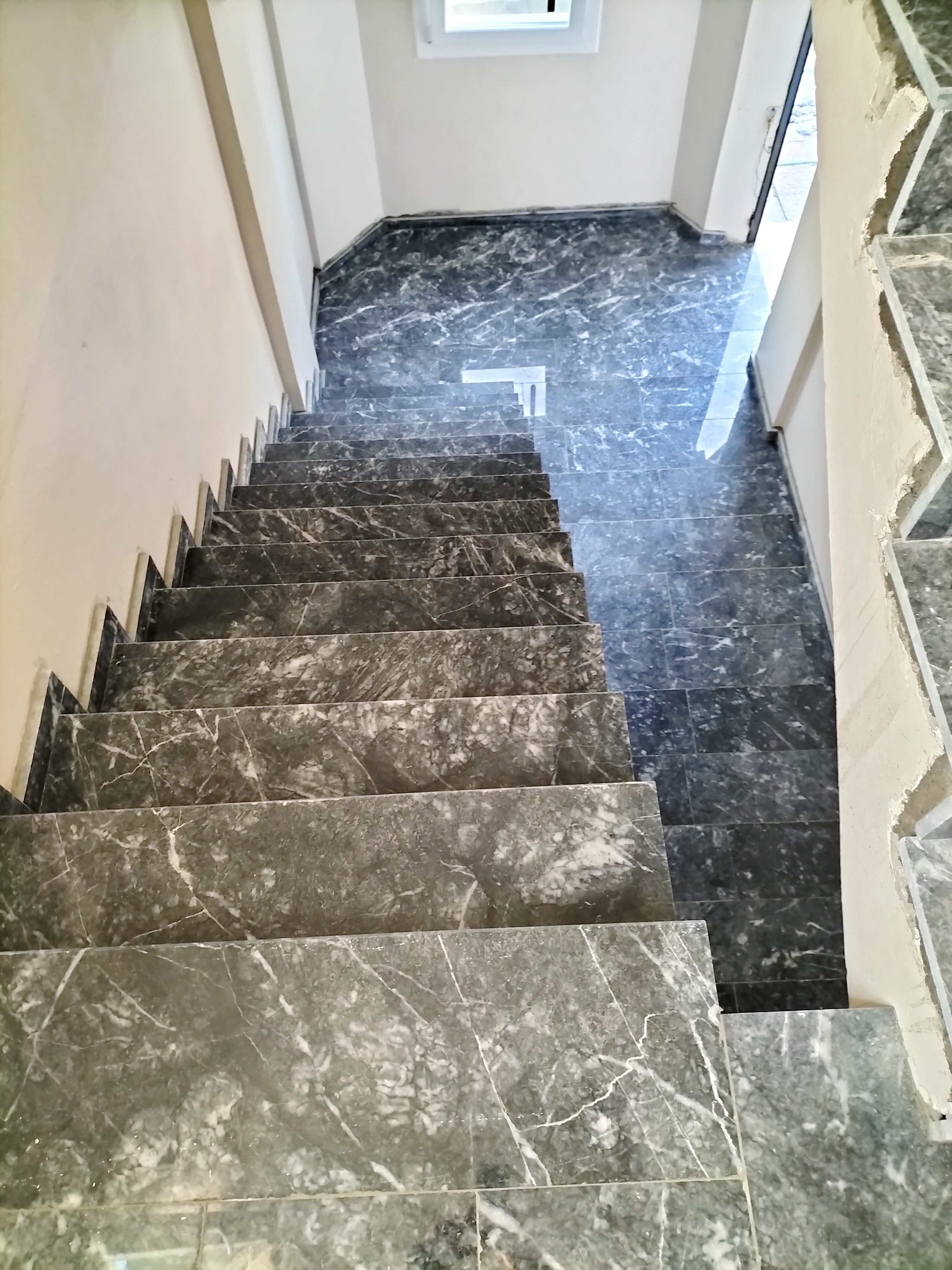 Bolu merdiven basamak mermer uygulamaları